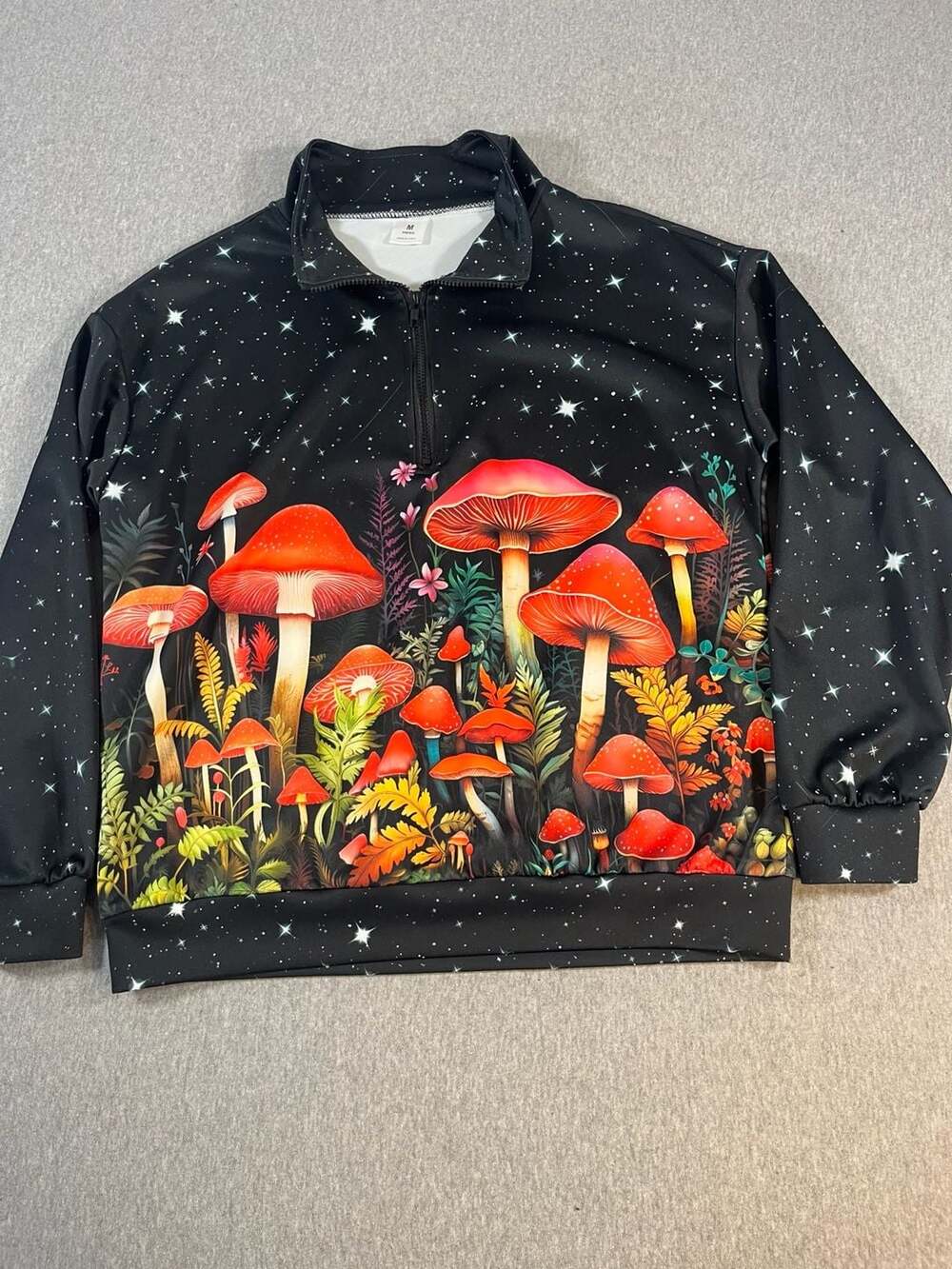 Mushroom Black Fairycore Graphic Print Quarter Zip Sweatshirt Size M